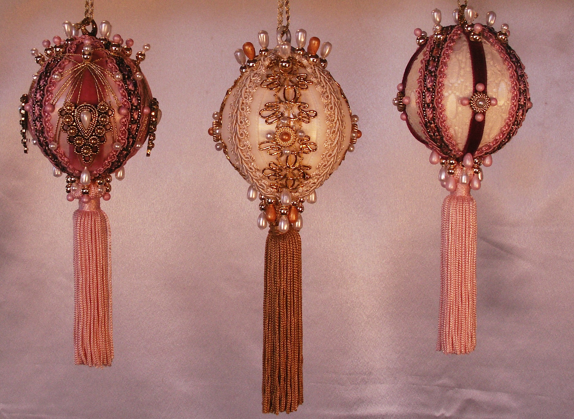 California State Capitol set of ornaments Mauve Rose Burgundy and gold set of three